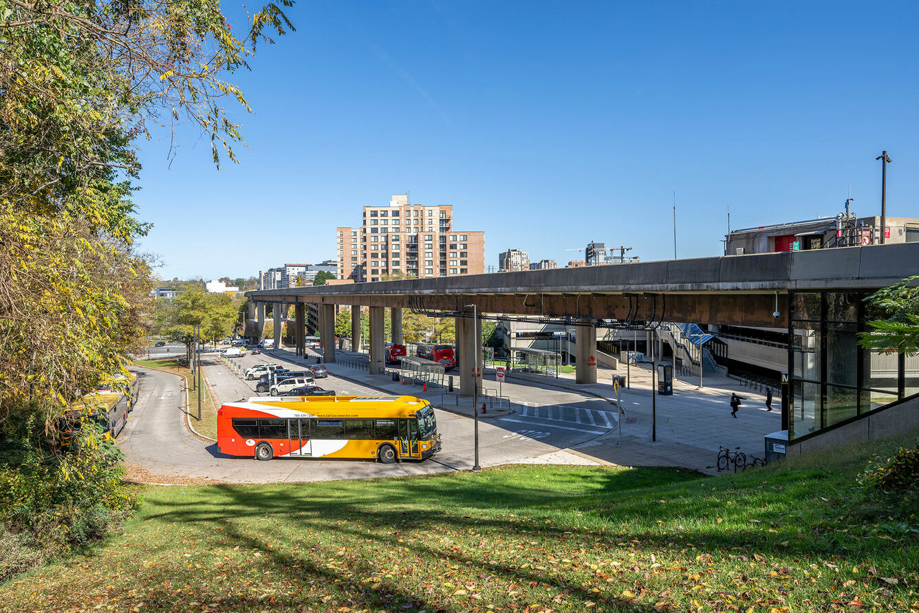 Apartments for Rent in Alexandria, VA The Belhaven